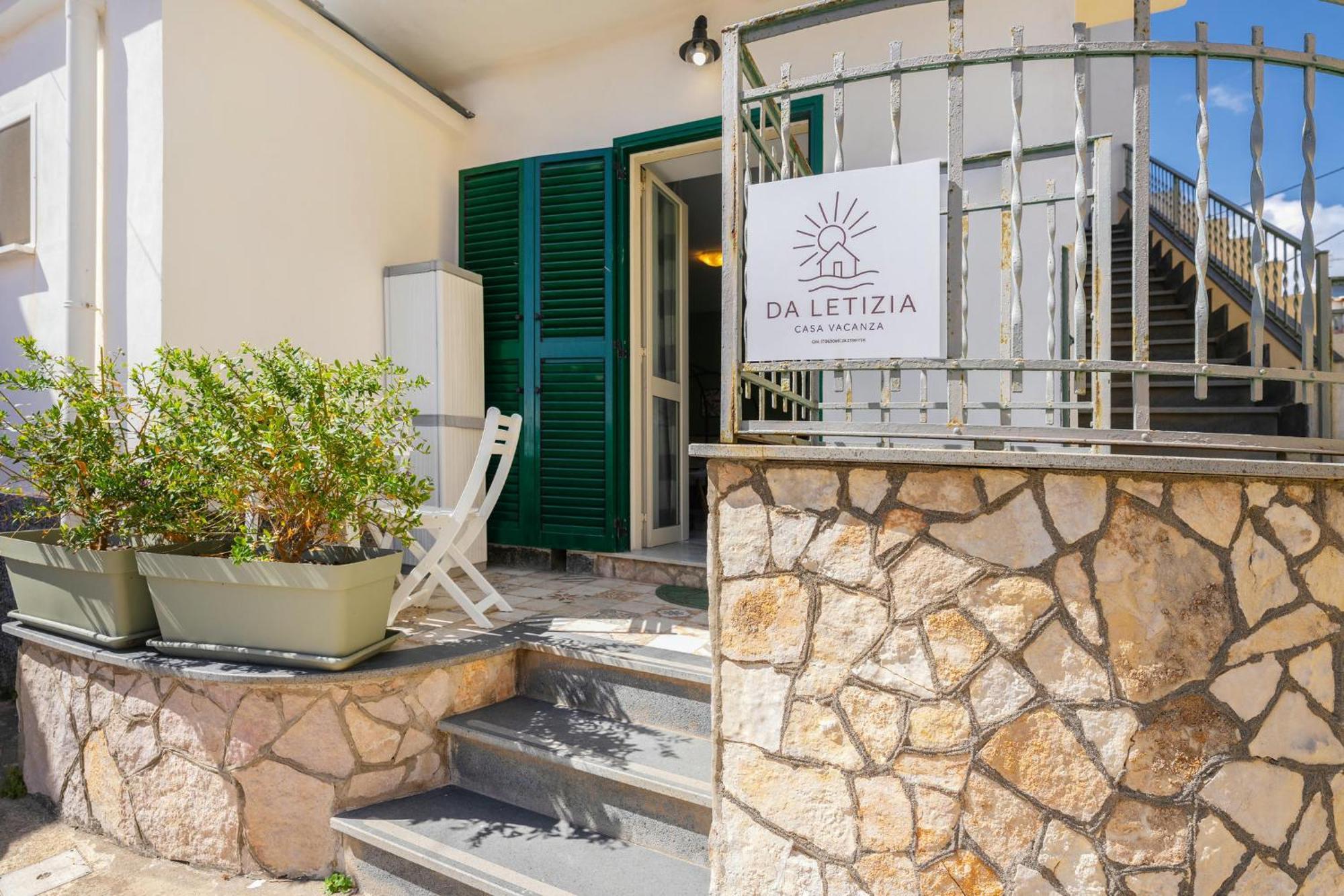 Da Letizia Casa Vacanze A Procida Luaran gambar